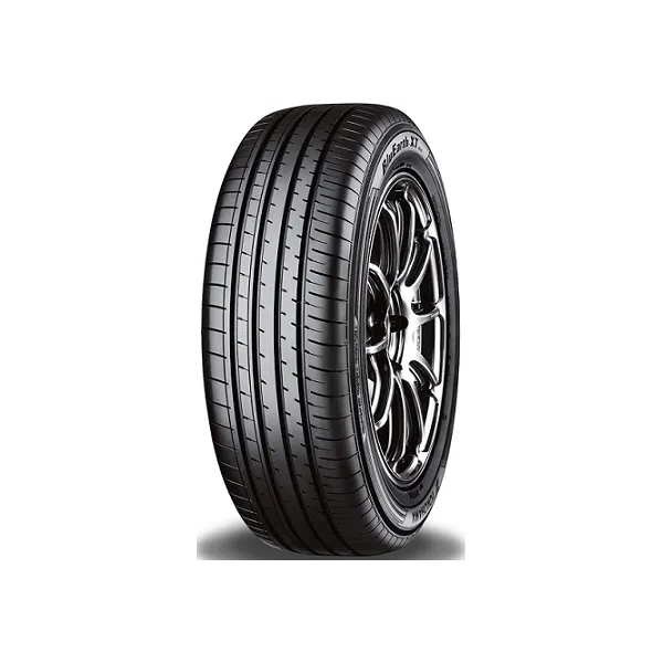 Yokohama AE61 215/55 R18 99V