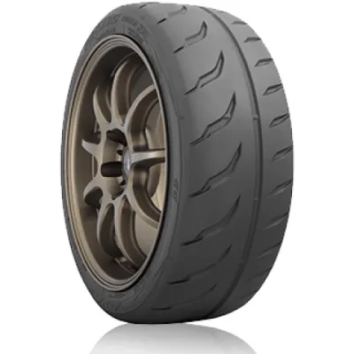 Toyo PROXES R888R 225/40 R18 92Y