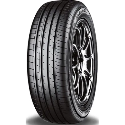 Yokohama BluEarth-XT AE61 215/60 R017 96H