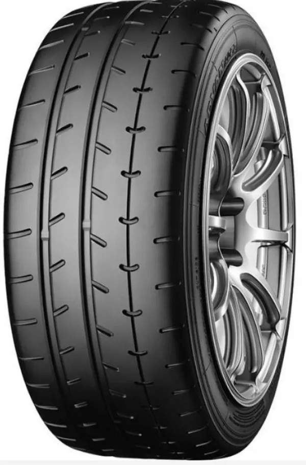 Yokohama ADVAN A052 235/40 R19 96Z