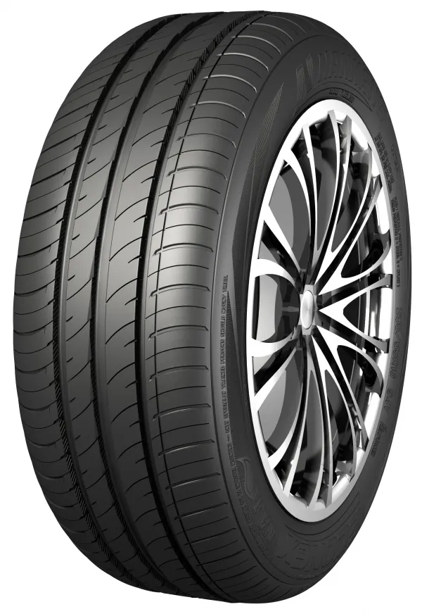 Nankang NA-1 205/60 R16 96V